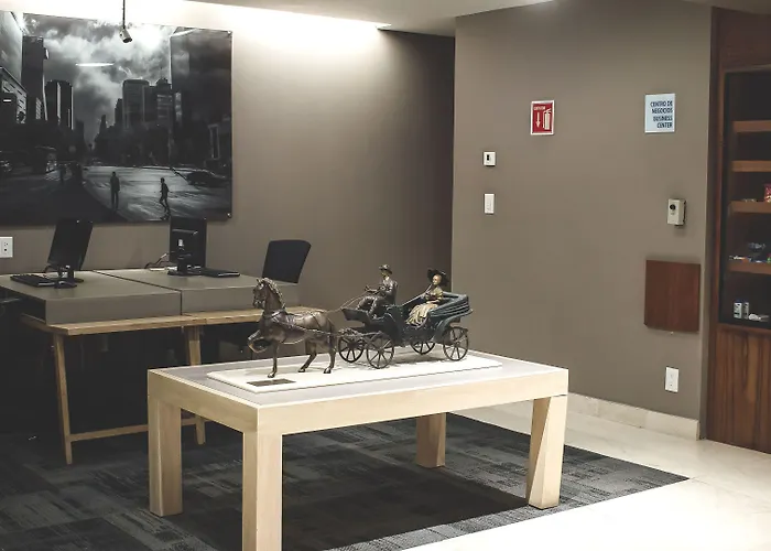 Express Reforma By Ihg Отель